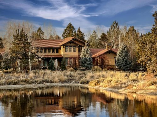 23098 Watercourse Way, Bend, OR, 97701 | Card Image