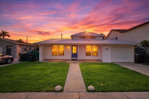 1828 N Palmway, Lake Worth Beach, FL, 33460-6647 | Card Image