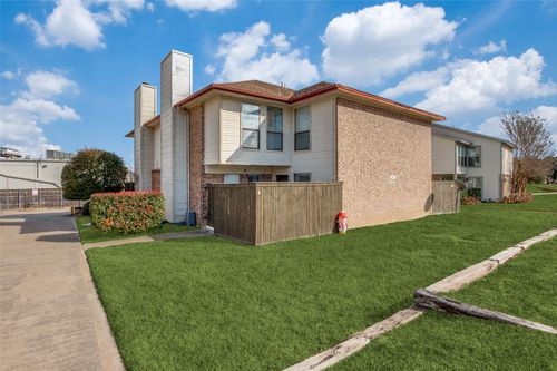 apt-c-2801 Meadow Park Dr, Bedford, TX, 76021-4761 | Card Image