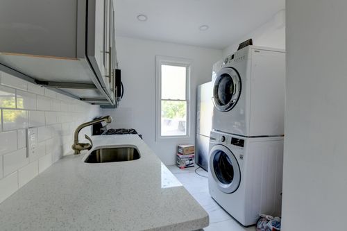 1a-1103 Grand Ave, North Bergen, NJ, 07047-1696 | Card Image