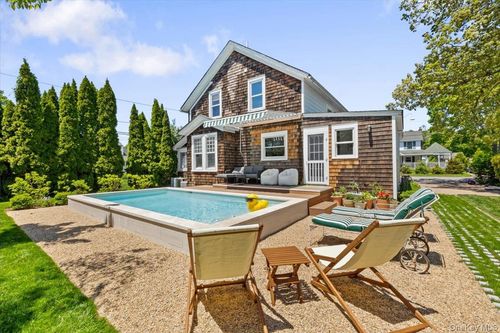 19 New Jersey Ave, Bellport, NY, 11713-2426 | Card Image