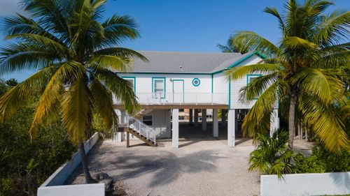 27405 Guadaloupe Ln, Ramrod Key, FL, 33042-5413 | Card Image