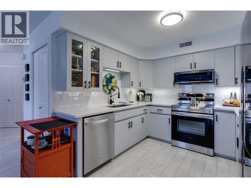 113-2350 Stillingfleet Rd, Kelowna, BC, V1W3X9 | Card Image