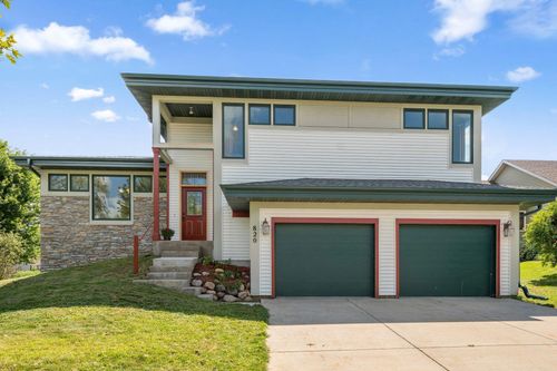 820 Superior Dr, Northfield, MN, 55057-3256 | Card Image