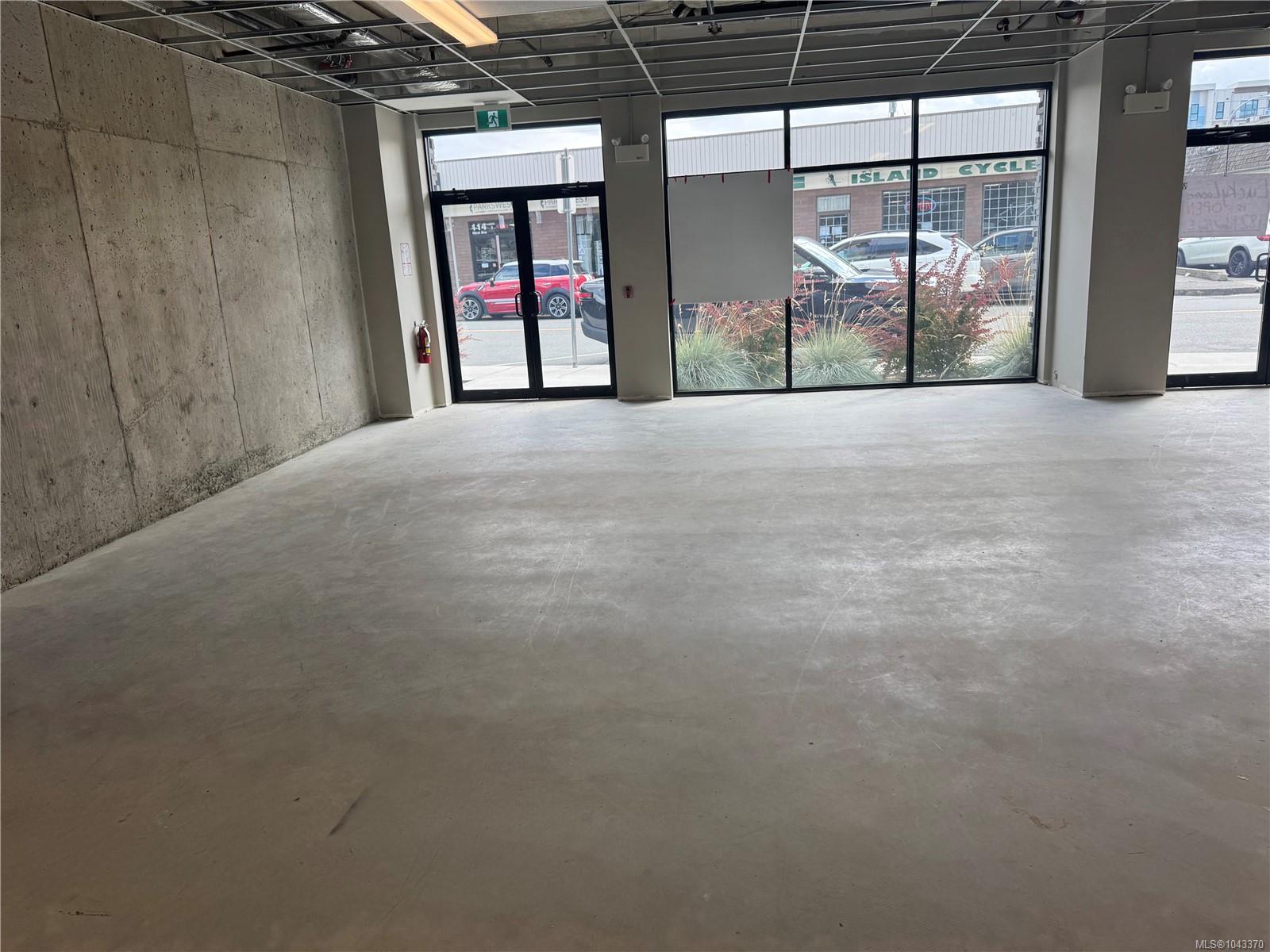 Commercial Lease in Parksville 5