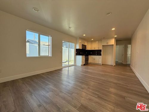 7854 Ledge Avenue, Sun Valley, CA, 91352 | Card Image