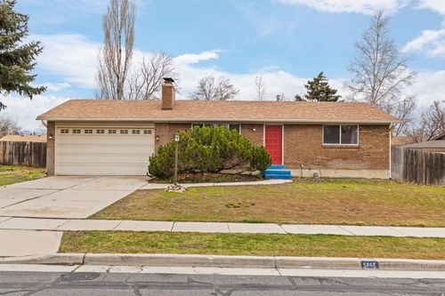586 E Sarah Ln, Sandy, UT, 84070-0923 | Card Image