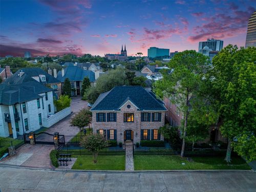 4944 Tilbury Dr, Houston, TX, 77056-2214 | Card Image