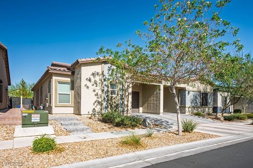 7472 Brody Meadows St, North Las Vegas, NV, 89084-4764 | Card Image