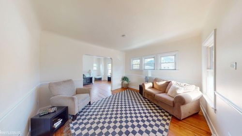 190 Euclid St, Mount Clemens, MI, 48043-5714 | Card Image