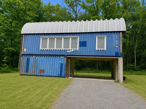 40 Pioneer Rd, Gardiner, NY, 12525-5138 | Card Image