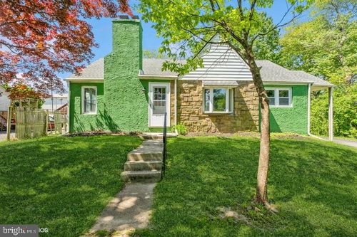 3715 Reedman Ave, LEVITTOWN, PA, 19057-2610 | Card Image