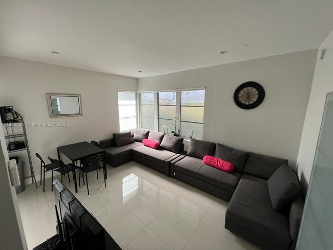 APT-207 - 650 Euclid Ave, Home with 1 bedrooms, 1 bathrooms and null parking in Miami Beach FL | Image 4