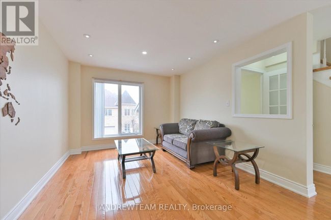 1 - 1075 Ellesmere Rd, Townhouse with 5 bedrooms, 4 bathrooms and 2 parking in Scarborough ON | Image 6