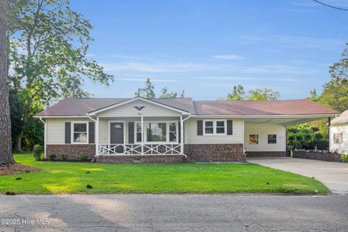 208 Buck Ln, Vanceboro, NC, 28586-8802 | Card Image
