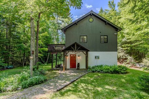 202 Twin Brook Cir, Londonderry, VT, 05148-8001 | Card Image