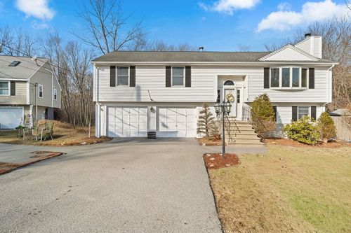 5 Jessica Ln, Wakefield, MA, 01880-1252 | Card Image