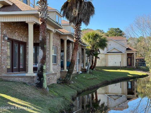 212-312-314-212, 312, 31 Capri Pl, Ocean Springs, MS, 39564 | Card Image