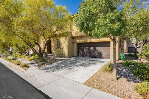 5253 Pendergrass St, North Las Vegas, NV, 89081-2452 | Card Image