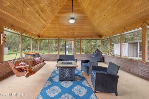 712 N 7th St, Macclenny, FL, 32063-2822 | Card Image