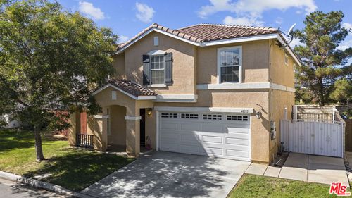 40335 Reata Rd, Palmdale, CA, 93550 | Card Image