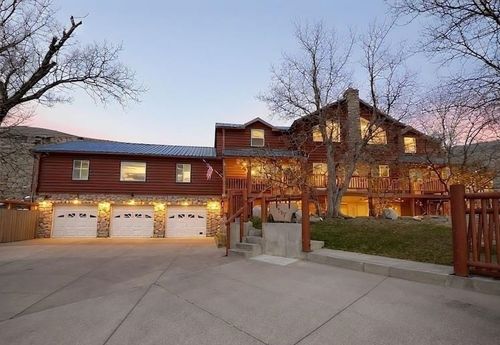 717 Scarlet Dr, Rawlins, WY, 82301-4011 | Card Image