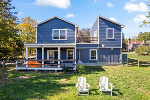 38 High Street, North Berwick, ME, 03906 | Card Image