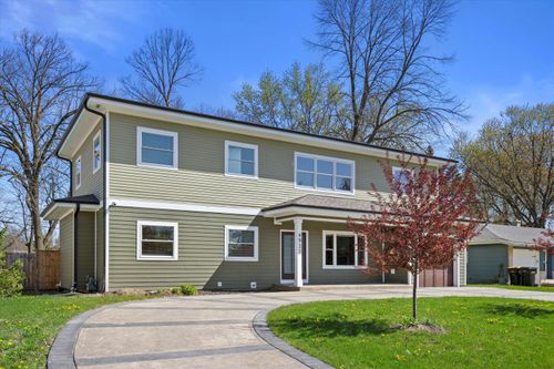 4922 W Dean Rd, Brown Deer, WI, 53223-3124 | Card Image