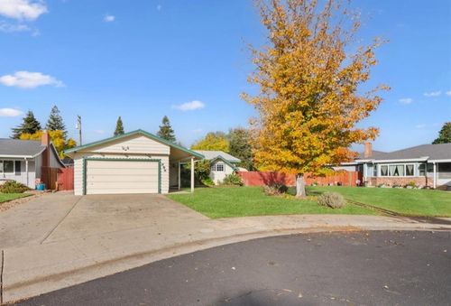 707 Jo Anne Ln, Roseville, CA, 95678-4322 | Card Image