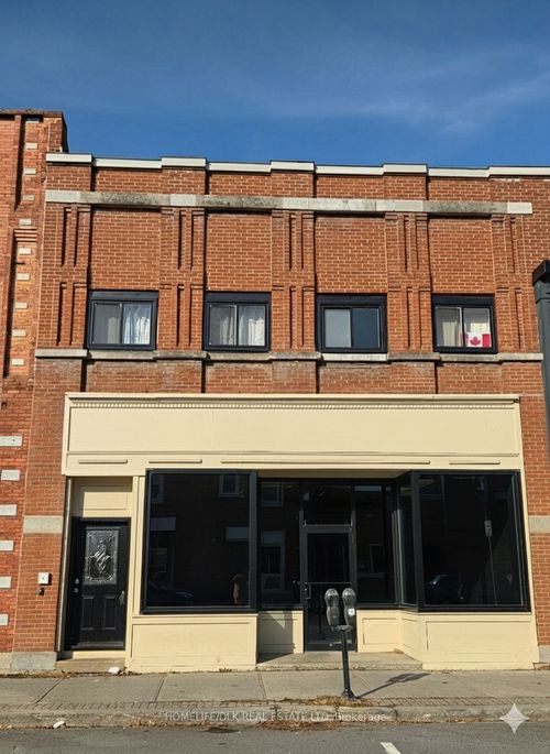 {{alt}} | Card Image