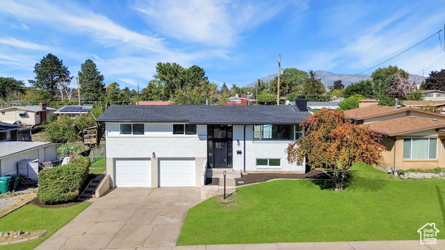 5900 , Roy, UT 84067
