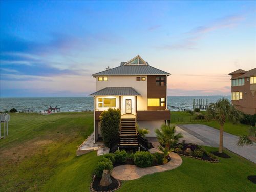 2002 Todville Rd, Seabrook, TX, 77586-3722 | Card Image