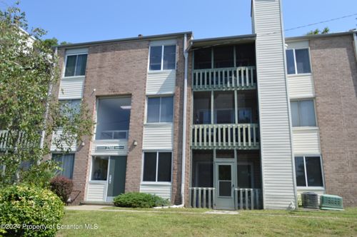 1704 Summit Pointe, Scranton, PA, 18508-1037 | Card Image