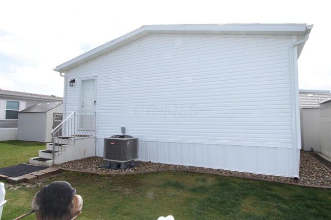 108 Richard Dr, Home with 4 bedrooms, 2 bathrooms and null parking in Pataskala OH | Image 29