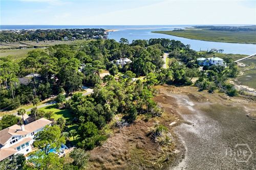 24 Horse Pen Pt, Tybee Island, GA, 31328-9304 | Card Image
