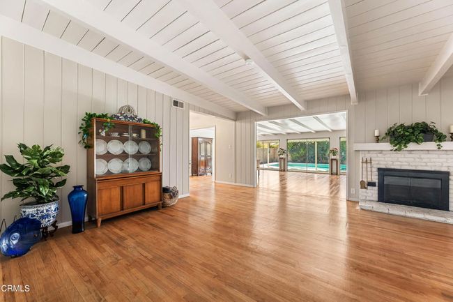 18630CantaraSt-28 Living Room facing gre | Image 7