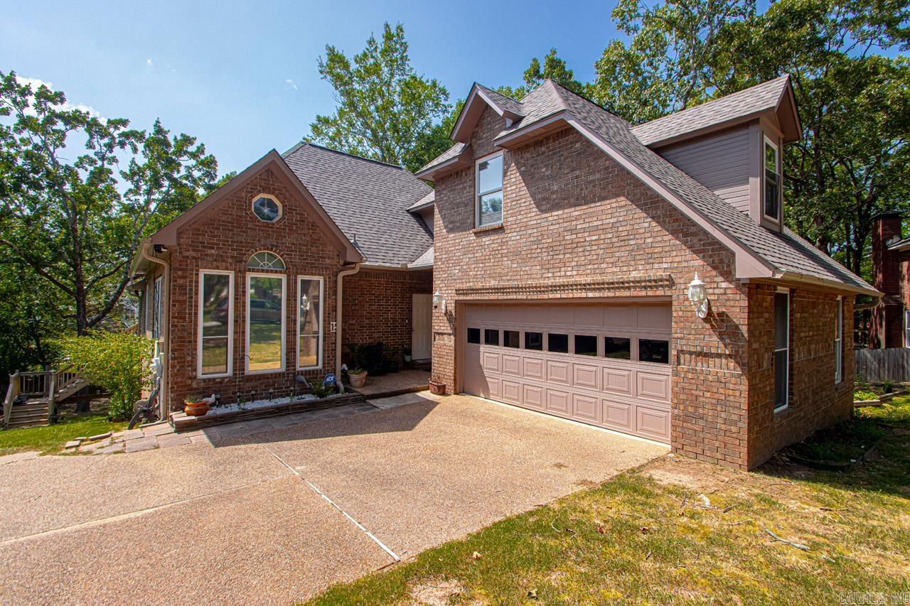 Canadian Cv, Maumelle, AR 72113