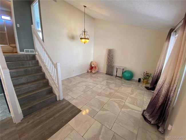 18983 E Mercer Dr, House other with 3 bedrooms, 2 bathrooms and 2 parking in Aurora CO | Image 4