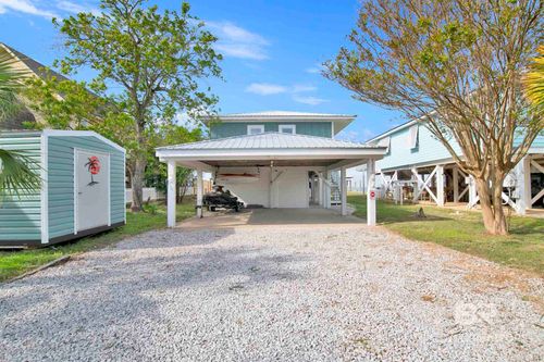 8205 Gulf Beach Ln, Gulf Shores, AL, 36542-8109 | Card Image