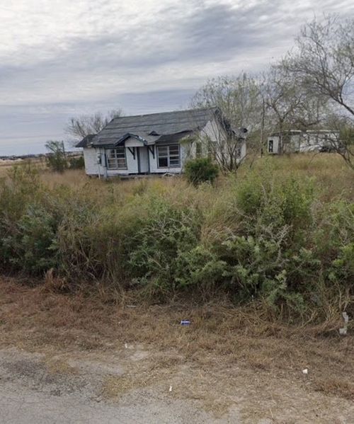 138 S County Road 307, Orange Grove, TX, 78372-9216 | Card Image