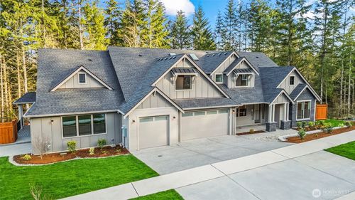 981-14932 210th Ave E, Bonney Lake, WA, 98391-9696 | Card Image