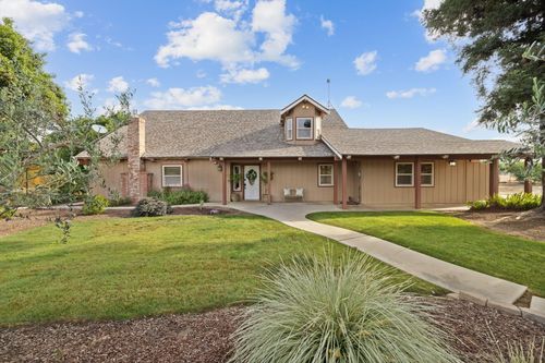 k-27448 Road 140, Visalia, CA, 93292-9692 | Card Image