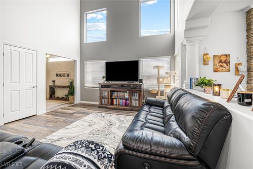 8753 Arawana Pl, Henderson, NV, 89074-7096 | Card Image