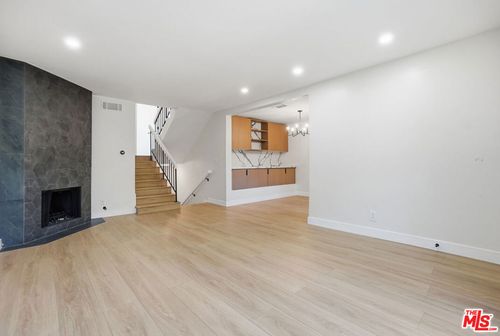 1203 Ramona Dr, Newbury Park, CA, 91320-3572 | Card Image