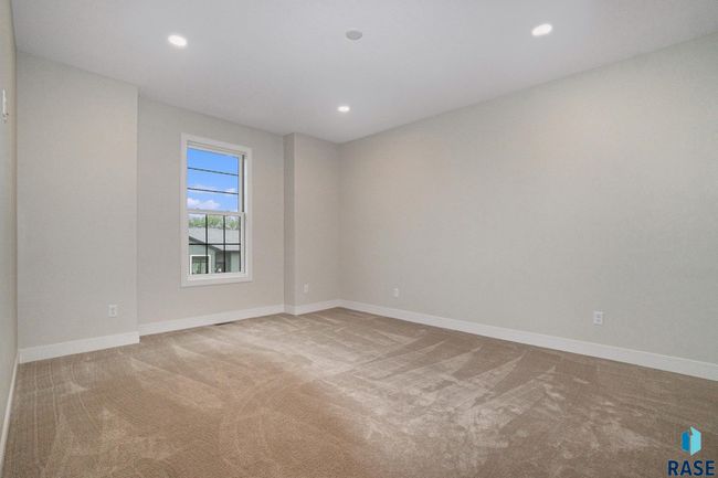 8607 W Shoreline Pl, Townhouse with 3 bedrooms, 3 bathrooms and null parking in Sioux Falls SD | Image 16