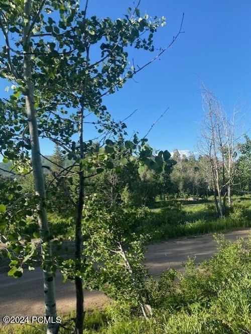 969 W Deep Forest Rd, Coalville, UT, 84017-6820 | Card Image