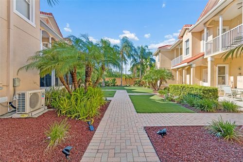 201-21041 Sunpoint Way, LUTZ, FL, 33558-5172 | Card Image