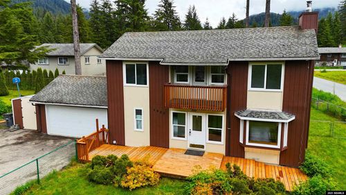 5920 Lund St, Juneau, AK, 99801-9759 | Card Image