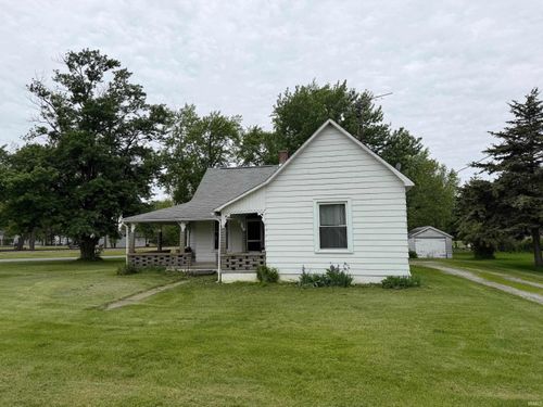 6414 600, Templeton, IN, 47986-4711 | Card Image