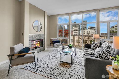 apt-402-303 E Pike St, Seattle, WA, 98122-3698 | Card Image